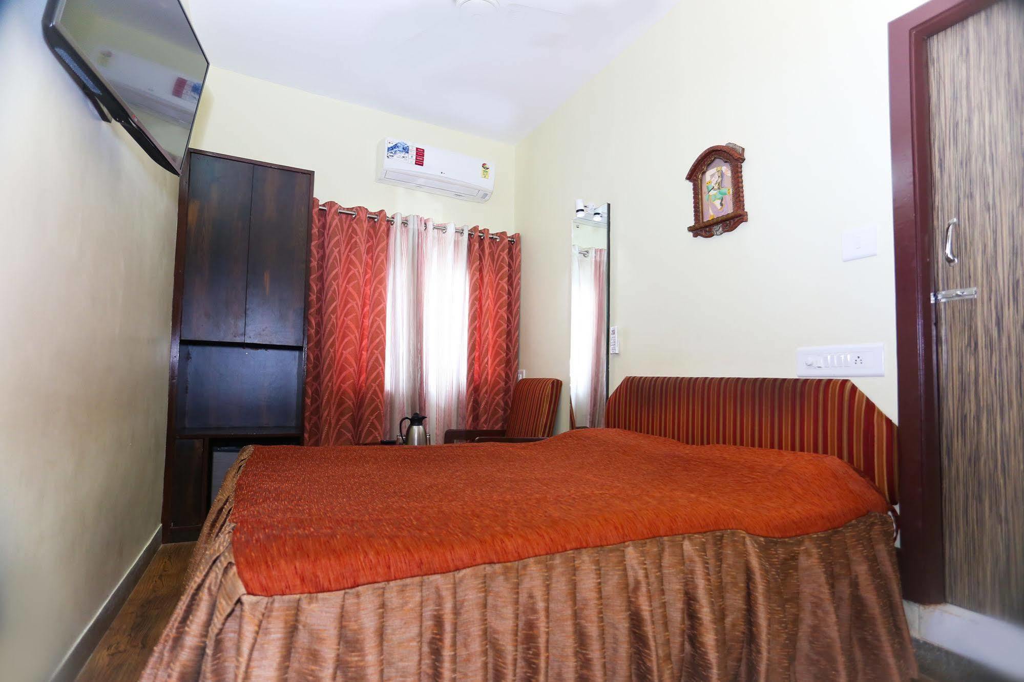 Hotel Padmini Palace Udaipur Exterior photo